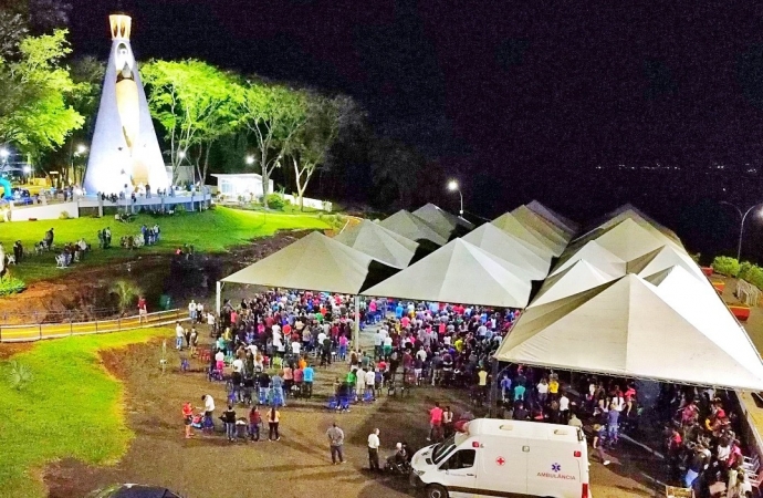 Itaipulândia: celebrações levam multidão ao Monumento Nossa Senhora Aparecida