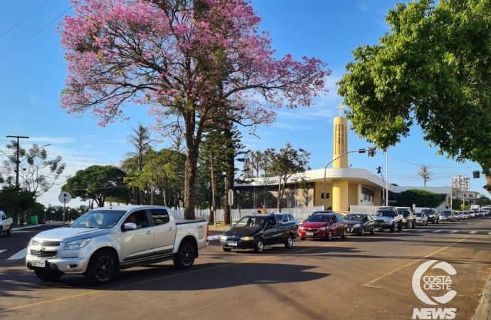 Centenas de veículos participam da procissão e Festa de São Cristóvão em Medianeira