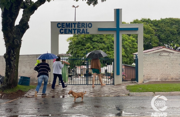 Chuva atrapalha visitação no Dia de Finados em São Miguel do Iguaçu