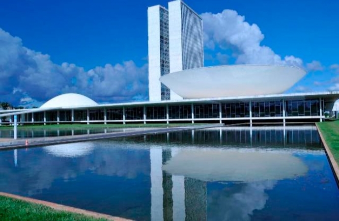 CNA entrega documento com prioridades do agro no legislativo