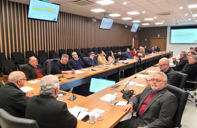 Codefoz irá monitorar efeito da reforma tributária na economia de Foz do Iguaçu