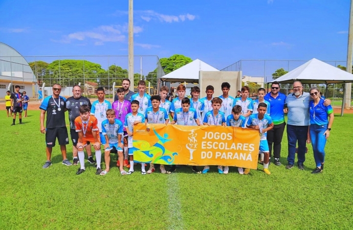 Colégio Estadual Costa e Silva de Itaipulândia conquista segundo lugar na fase Macrorregional dos Jogos Escolares do Paraná