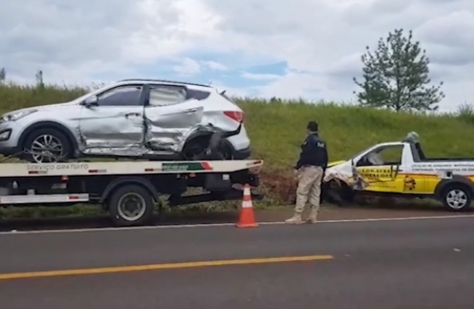 Colisão seguida de capotamento é registrada na rodovia BR-277