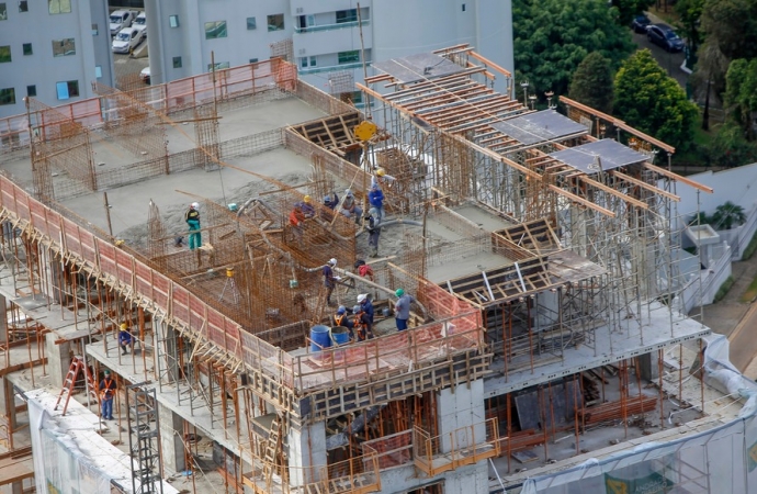 Com 11,6 mil contratações no Paraná, construção civil tem o melhor trimestre desde 2019