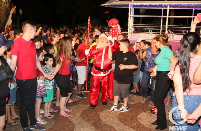 Com apresentação musical e inauguração das Luzes, Santa Helena abre o Natal Iluminado 2022