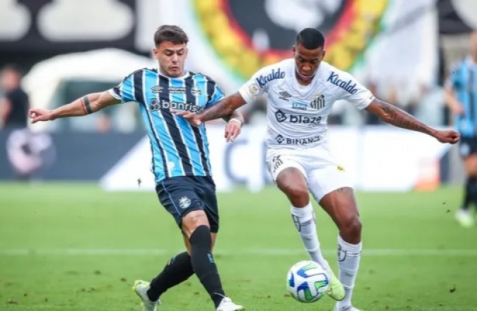 Com Vila lotada, Santos vira sobre o Grêmio e respira em luta contra Z-4