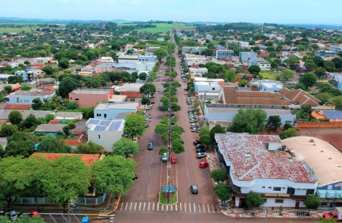 Comércio de Santa Helena terá horários especiais no período de natal e final de ano