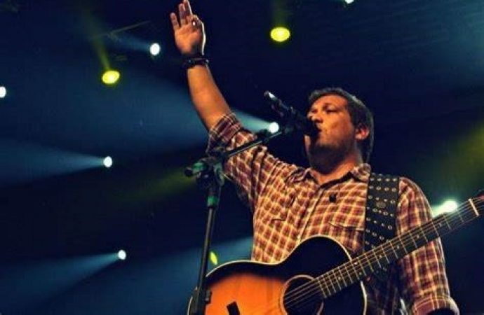 Comunicado sobre cancelamento do show do cantor Fernandinho