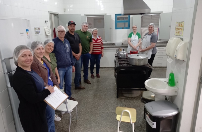 Conselho de Alimentação Escolar realiza visita em Instituição de Ensino de Missal