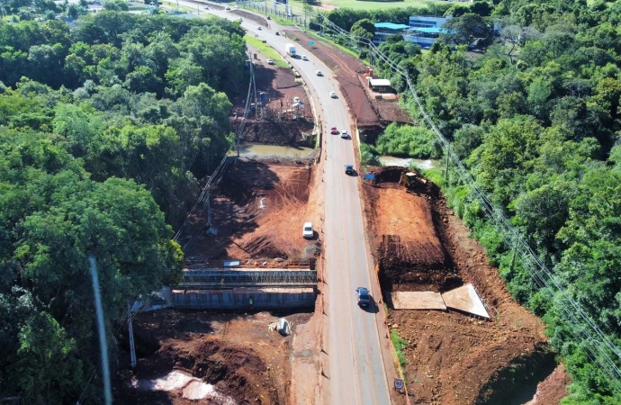 Construção de passa-faunas avança na duplicação da BR-469, em Foz do Iguaçu