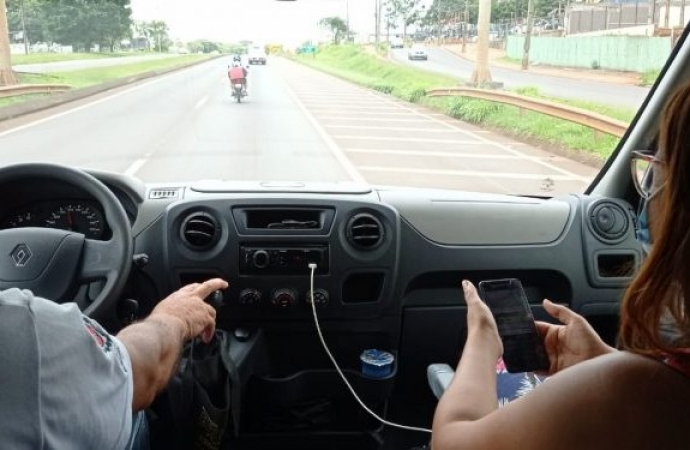 Covid-19: equipe da 9ª Regional de Saúde está a caminho de Cascavel para receber as vacinas