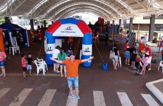 Cresol celebra 10 anos da Lala’s brinquedos com festa para a comunidade