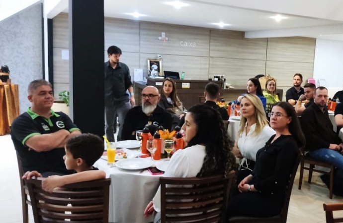 Cresol Conexão celebra expansão do cooperativismo com jantar para a imprensa