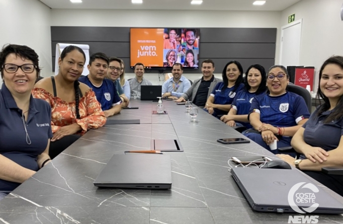 Cresol Conexão recebe visita de integrantes de cooperativas do Equador