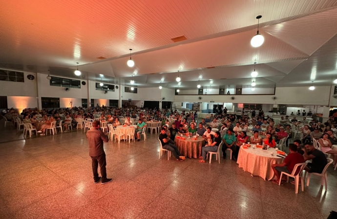 Cresol Integração realiza distribuição de resultados aos seus cooperados