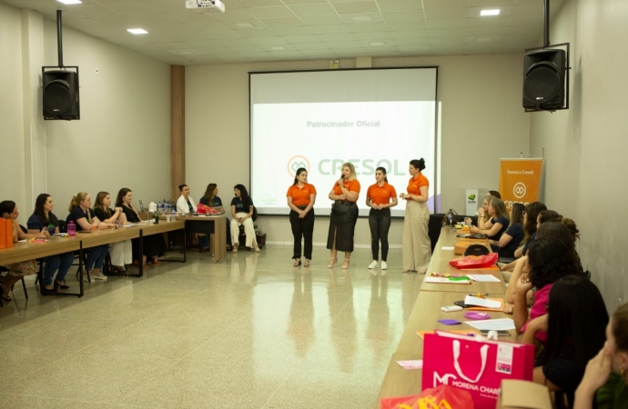 Cresol promove ação do Outubro Rosa para empresárias