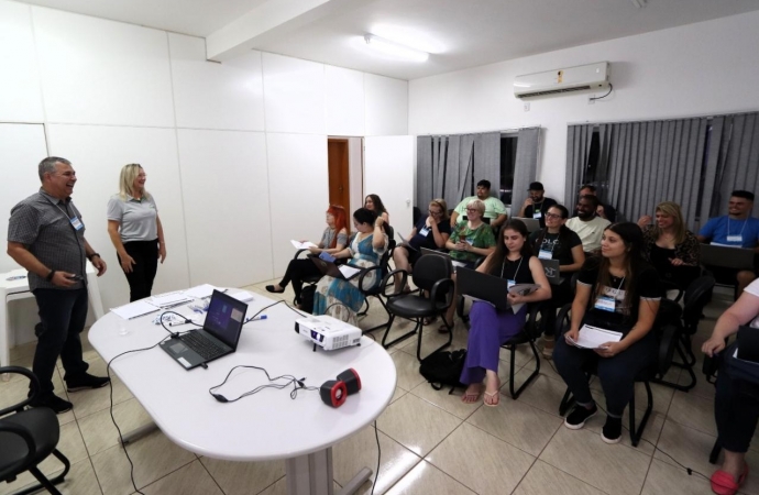 Curso sobre pregão eletrônico capacita empreendedores em Santa Helena