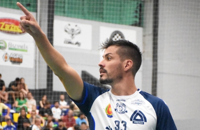 Dedey está de volta e faz a diferença na vitória da ADEMA Matelandia no futsal