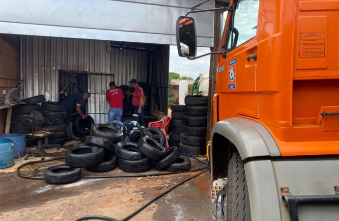 Defesa Civil combate princípio de incêndio em borracharia de Santa Helena