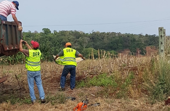 DER/PR inicia instalações das placas de sinalização de trânsito na rodovia PR-495, entre Medianeira e Serranópolis do Iguaçu