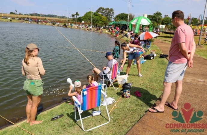 Dia das crianças em Missal foi marcado pela 6ª pesca infantil no Lago Municipal
