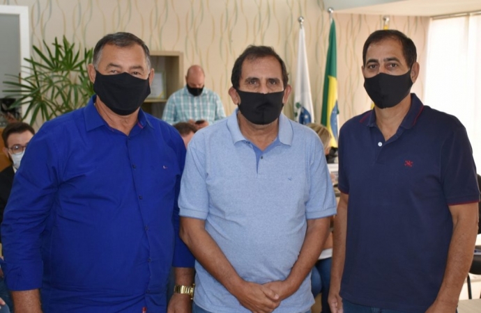 Diretor Geral de Infraestrutura cumpre agenda de trabalho em São Miguel do Iguaçu