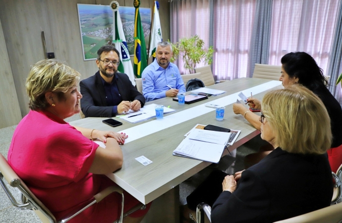Diretor Presidente da Fomento Paraná visita Itaipulândia