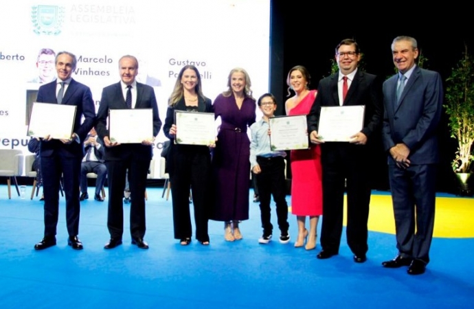 Diretor-presidente da Lar Cooperativa é homenageado com Título de Cidadão Sul-Mato-Grossense