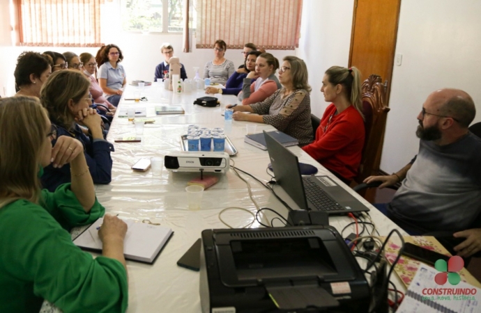 Diretoria do Provopar se reúne para tratar detalhes do 28º Café Colonial de Missal