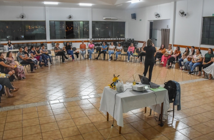 Educação de São Miguel do Iguaçu reúne professores para o encerramento de formação do Programa ‘União faz a Vida’