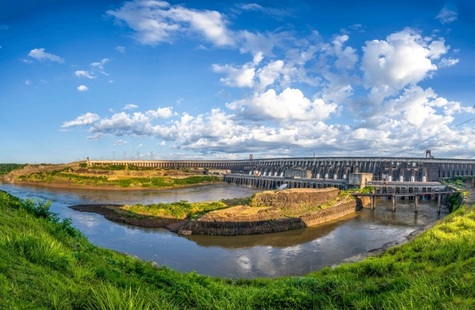 Em 2023, Itaipu resgata missão social e intensifica parceria com municípios