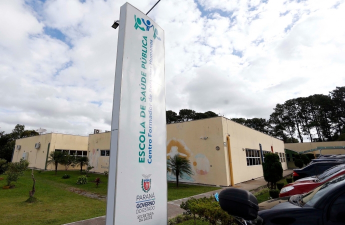 Em dois anos, Paraná capacitou mais de 34 mil pais e educadores sobre cuidados ao autista