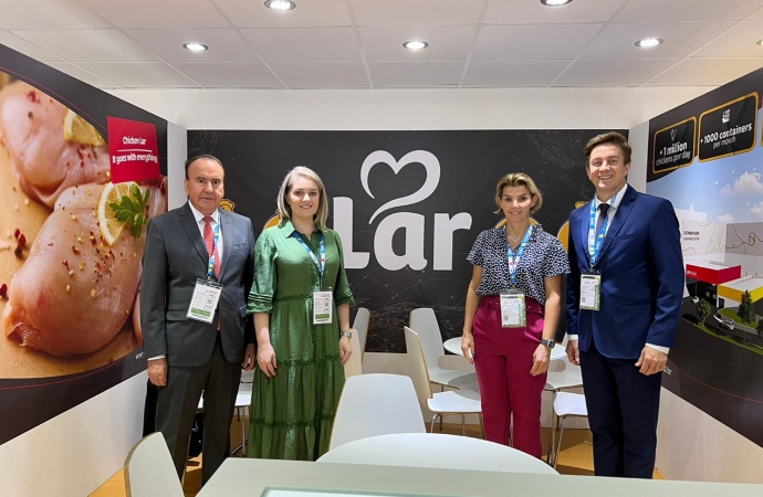 Em Dubai, Lar participa da maior feira de alimentos do Oriente Médio