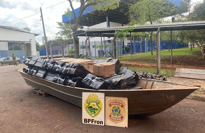 Embarcação com cigarros é apreendida em Itaipulândia