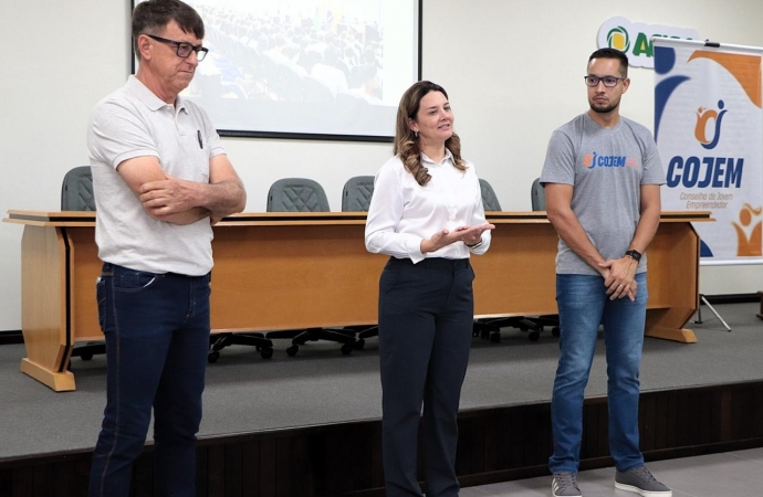 Empreendedorismo na Escola em Santa Helena, busca viabilizar ingresso de jovens no mercado de trabalho