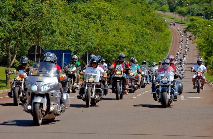 Encontro deve reunir 100 motocicletas na usina de Itaipu no dia 18 de julho