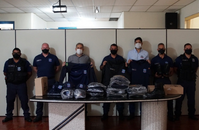 EPIs são entregues para a Guarda Municipal de Guaíra