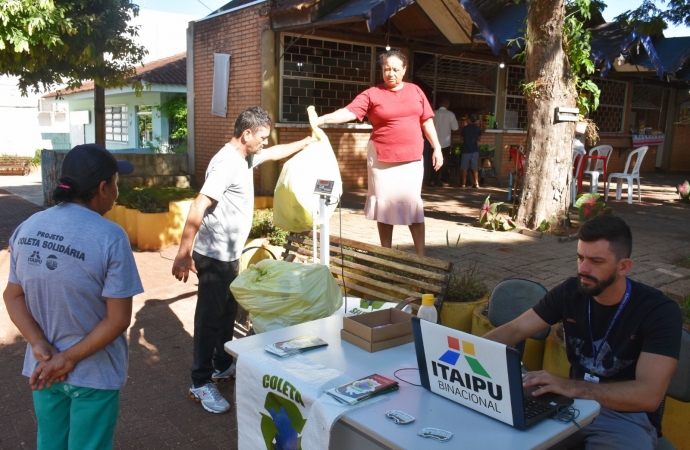 Equipe técnica da área ambiental de Ramilândia vem conhecer a campanha ‘Recicla SMI’
