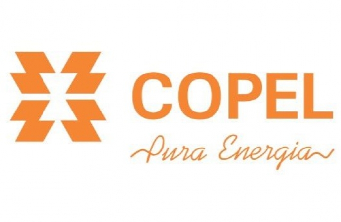 Equipes da Copel continuam trabalhando para restabelecer o fornecimento de energia nas regiões Oeste e Sudoeste