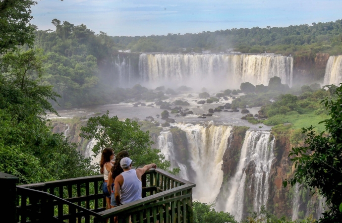 Estado capacita cidades para participar de edital sobre turismo inteligente no Brasil