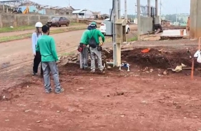 Estado começa a construir novas casas para as famílias mais afetadas pelo tornado em Rio Bonito do Iguaçu