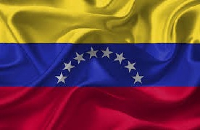 EUA e 10 países latinos rejeitam decisão de tribunal venezuelano