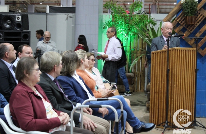 Expo Rios 2022 é aberta oficialmente e primeira noite conta com grande público, rodeio e show