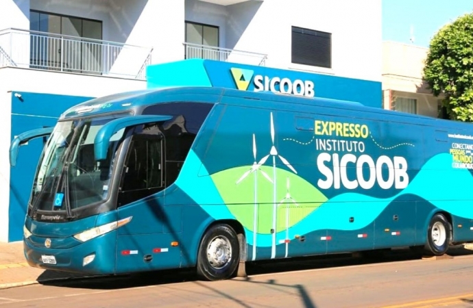 Expresso Instituto Sicoob chega à região com cursos gratuitos para a população