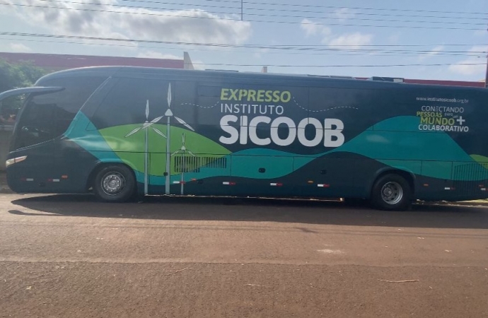 Expresso Sicoob oferta cursos gratuitos para alunos de São Miguel do Iguaçu