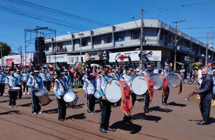 Fanfarra Municipal representa Itaipulândia em Ubiratã