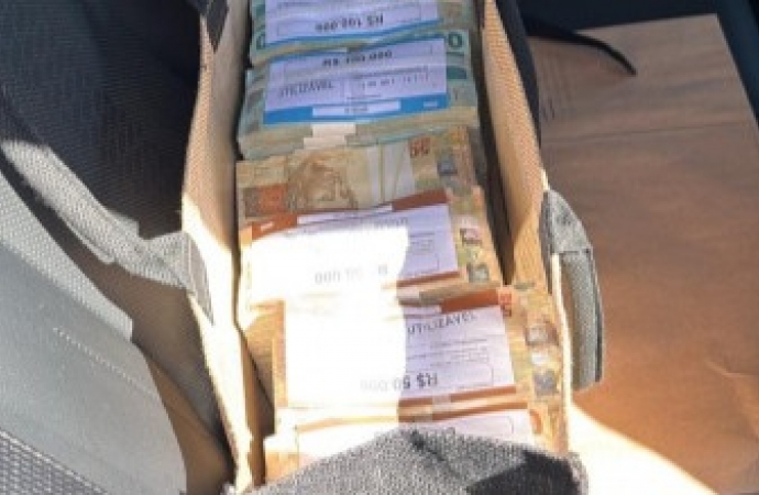 FICCO/PR  realiza prisão em flagrante e apreensão de um milhão de reais em espécie