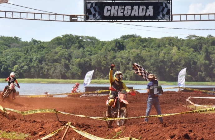 Final do Brasileiro e semi do Paranaense de Velocross e Jogos da Aventura e Natureza movimentaram SMI