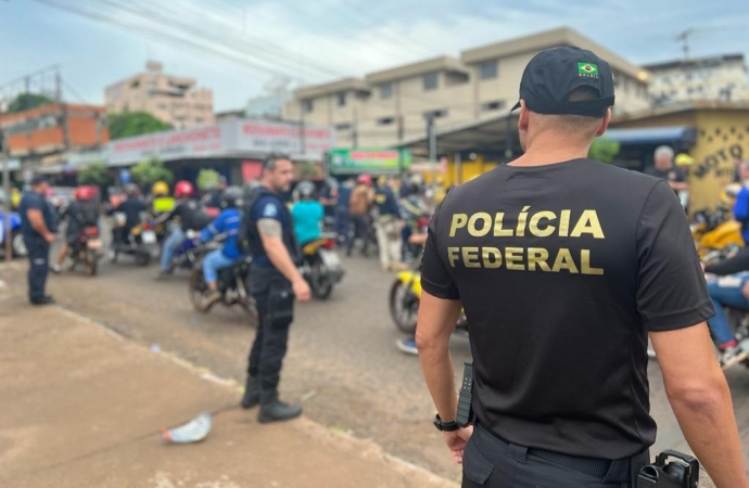 Força tarefa realiza operação de fiscalização de motos na aduana da Ponte da Amizade