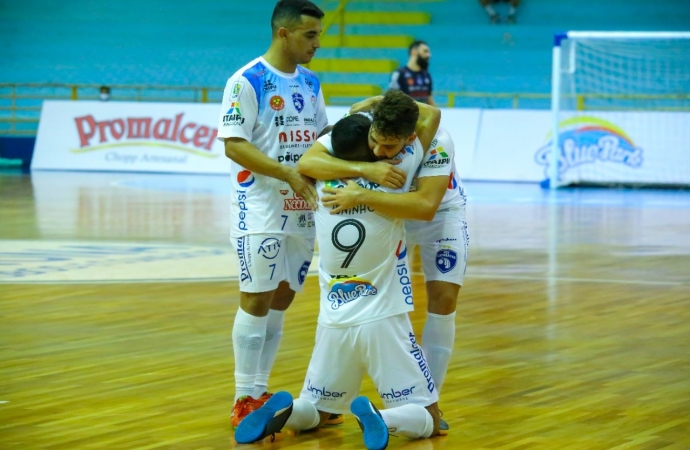 Foz Cataratas Poker Futsal estreia na Liga Nacional 2021 nesta sexta